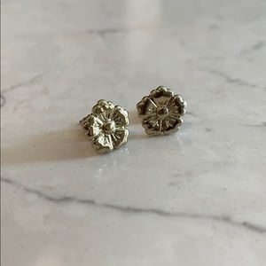 Flower earrings